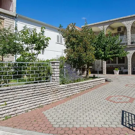 Curic Apartment